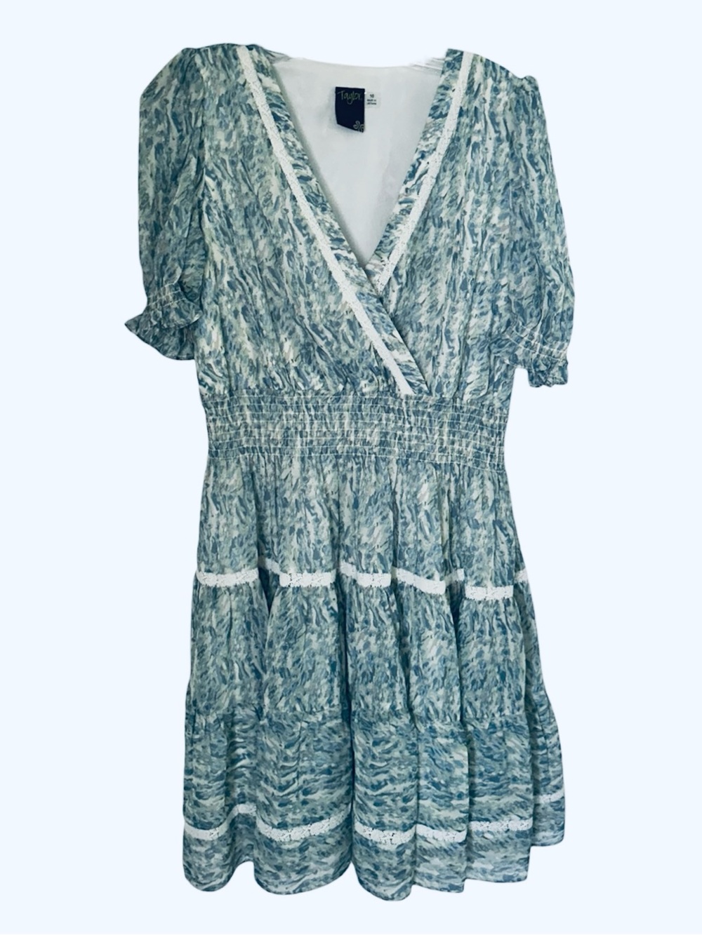 Taylor Blue Printed Smocked-Waist V-Neck Women's Dress sz. 10 - Picture 4 of 7